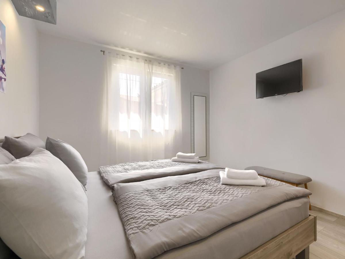 Holiday Home Casa Gverino By Interhome 普罗明 外观 照片
